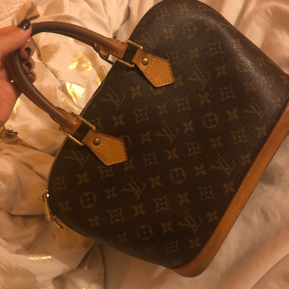 Louis Vuitton monogram alma PM
